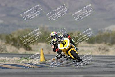 media/Jan-15-2026-Racers Edge (Thu) [[dfebeb70ab]]/2-A Group/Session 5 (Turn 5)/